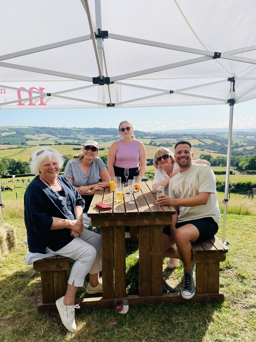 lloyd morris tweet media