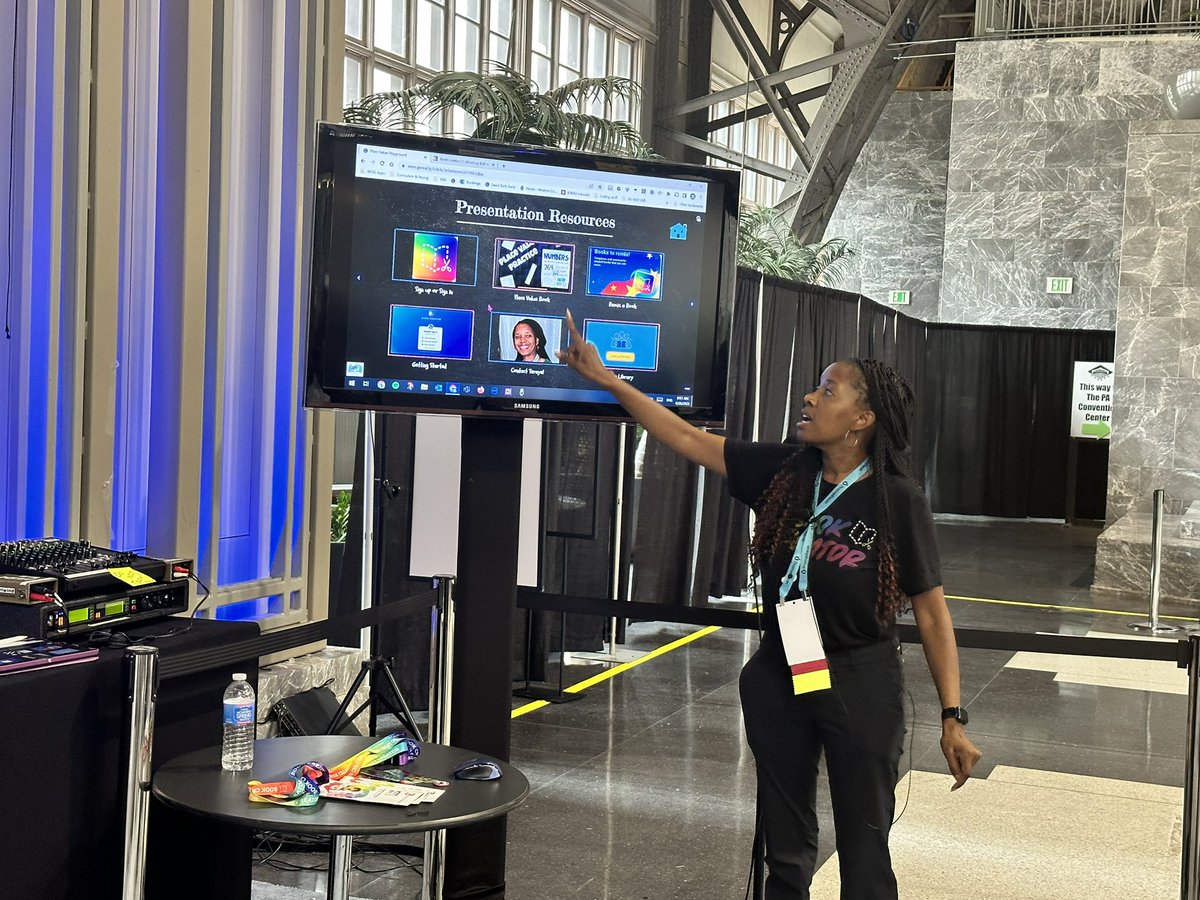 So proud of @TerayeLaw Great playground session on @BookCreatorApp way to go girl!

#ISTELive23 #ISTE #bookcreator