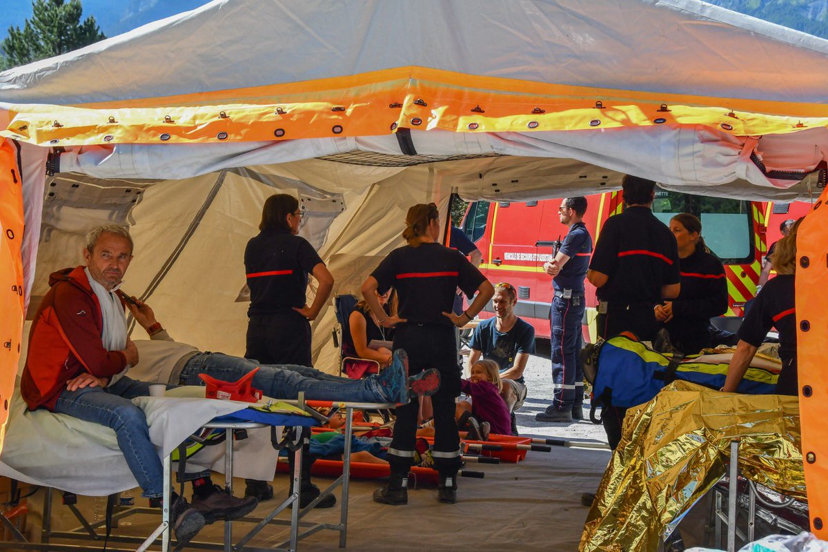 PompiersBCO's tweet photo. #Manœuvre

Hier matin, 2 raftings se sont retournés dans l’Ubaye sur la commune de Jausiers mon village. De nombreux moyens ont été engagés ! 
Heureusement ce n’était qu’un exercice. 

L’article complet 👉🏻 https://t.co/kGSaBaJvNY https://t.co/ayEQk7J69s