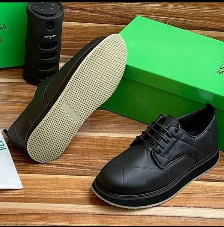 manymoreonline's tweet image. Hello twitterfam ❗ New arrival 🔥✨. Cop this solid correct shoe for 
⏫15,500 Only
To Order WhatsApp 08025631994/ Send a Dm.
#fulllist #falz #doyin #thursdayandfriday #gistlover