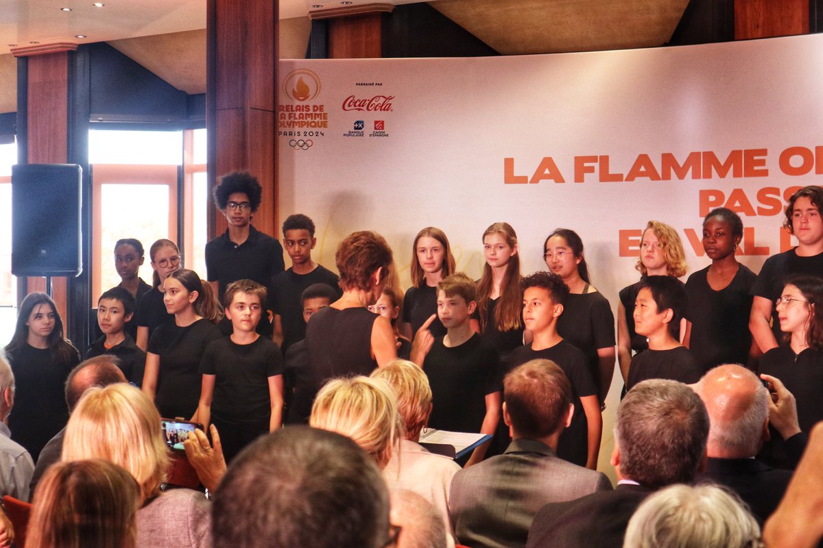 🔥 #JO2024 | C’est officiel ! La flamme olympique traversera le #valdoise le 19 juillet 2024 ! 

🔥 130 porteurs se relaieront sur 200 mètres chacun, pour traverser pas moins de 18 villes du département ! 

🗣️ Marie-Christine Cavecchi, présidente du conseil départemental du