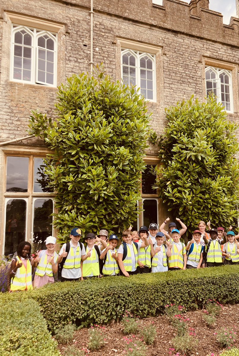 StEds_Primary's tweet photo. Year 5 had the best day at @CotsWildTweets today! So many Amazonian species spotted, a fantastic rainforest workshop and not to mention exciting train ride…! #StEds #StEdsGeography https://t.co/OlrKl6CGp3