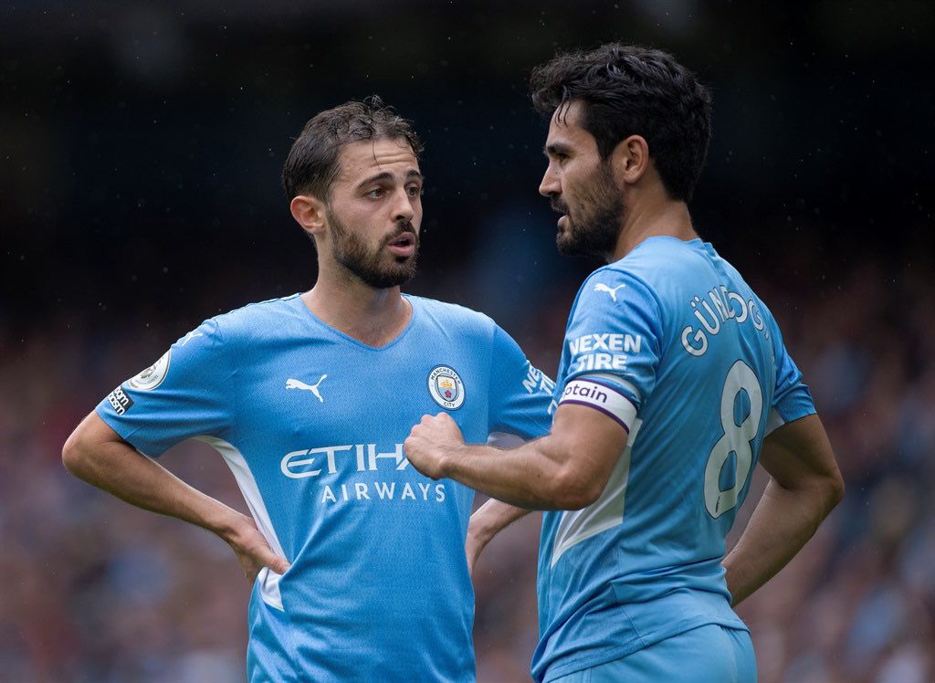 What a player. What a guy. A @ManCity legend 💙 @IlkayGuendogan