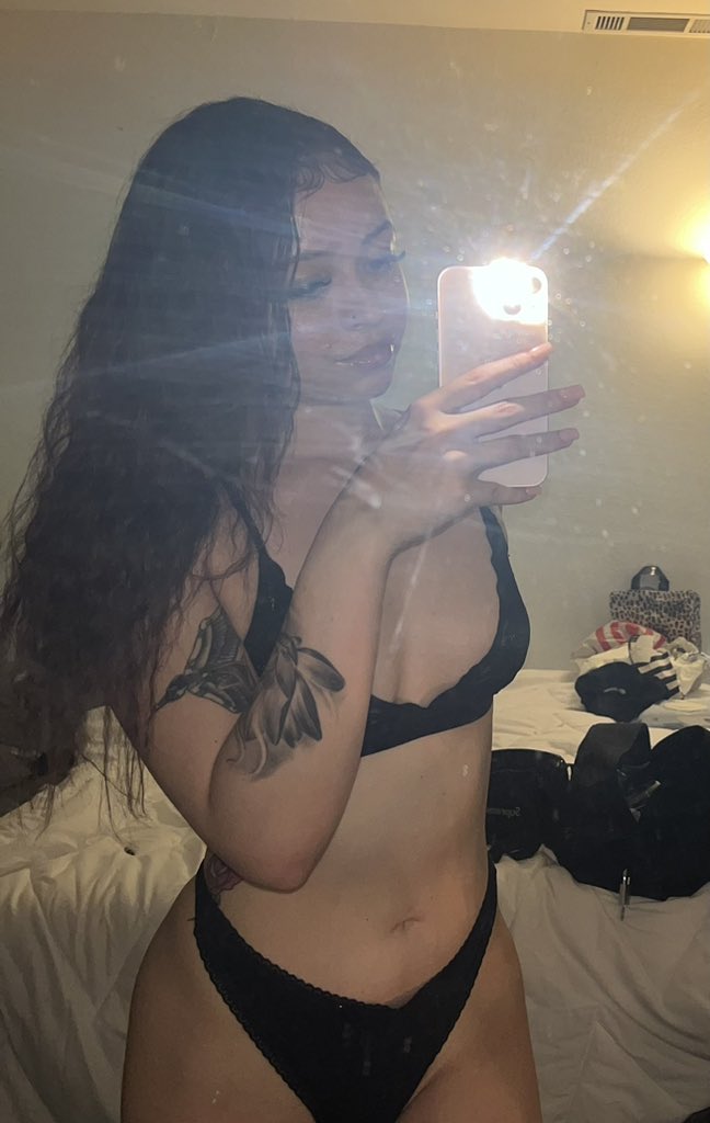 Unitedbabess's tweet image. ❤️ PROMOTION ❤️

Twitter: @arithesweeetest

✅CLICK TO SUBSCRIBE👇
💙OF onlyfans.com/kozygirlvanilla

✨EXCLUSIVES:
🌟Nudes and videos
🌟Personalized dm’s upon request
🌟Strip tease vids are my specialty

LIKE, RT &amp;amp; DROP YOUR PICTURES