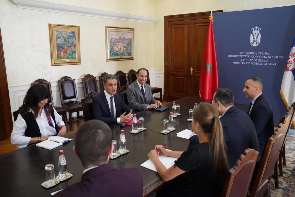 DPM/FM #Dacic & 🇲🇦 Amb Belhaj discussed the possibilities for further intensification of good bil ties & overall coop. FM Dacic invited his 🇲🇦 counterpart to visit #Serbia.
Serbia is grateful to #Morocco for its support to our sovereignty and territorial integrity. 🇷🇸🤝🇲🇦