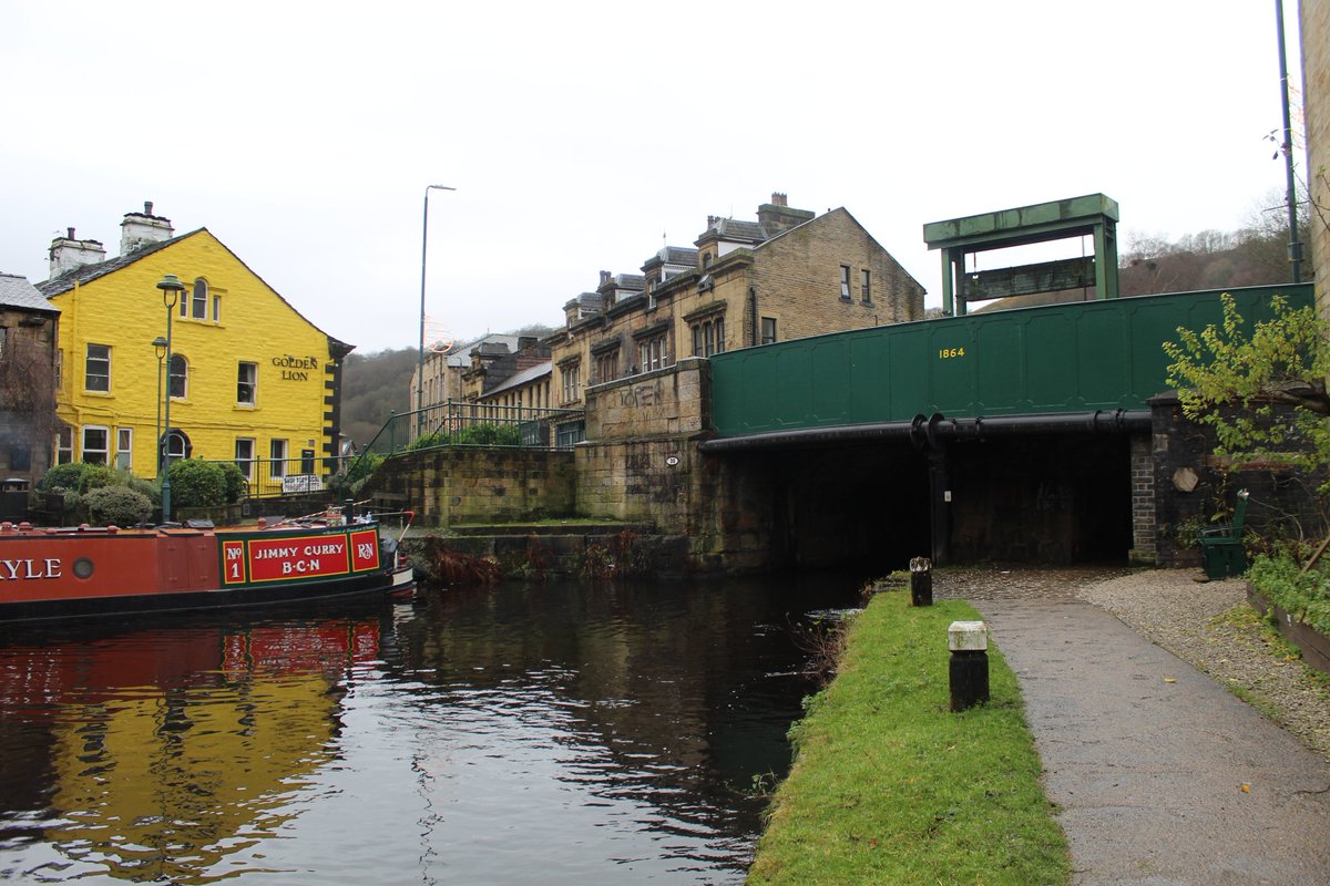 Golden Lion Bridge No 30 .. Rochdale Canal #Todmorden #Bridge