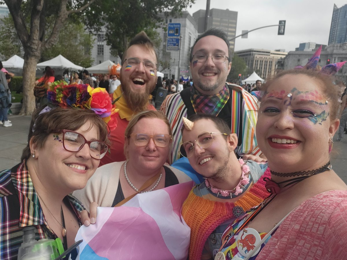 CapAmericaTeach's tweet photo. Love wins! Happy Pride Month! #Pride2023 #PrideMonth2023 #gayrightsarehumanrights #TransRightsAreHumanRights https://t.co/PFgGXLnvXa