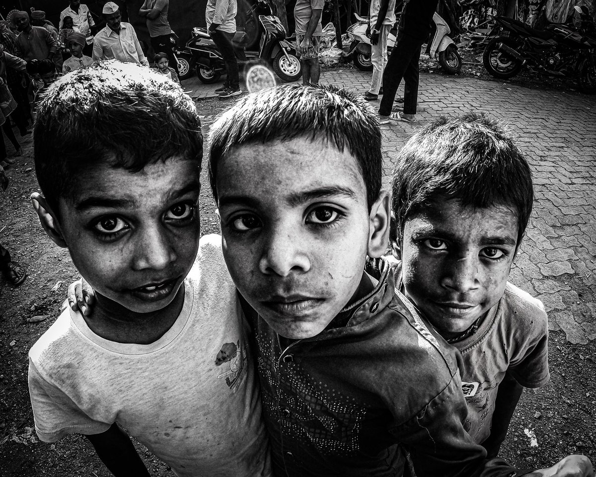chetanthk_'s tweet photo. Best friend: one million memories, ten thousand inside jokes, one hundred shared secrets.
.
Toh aapke best Friends kon hai Comment karo
#bhayankarआल_c
#goprohero #gopropointofview
Short on @goproindia #bnw_city_streetlife #gowithpro #mumbaidiaries #mumbaiuntold #streetsofindia https://t.co/L0Mb8L9Kju