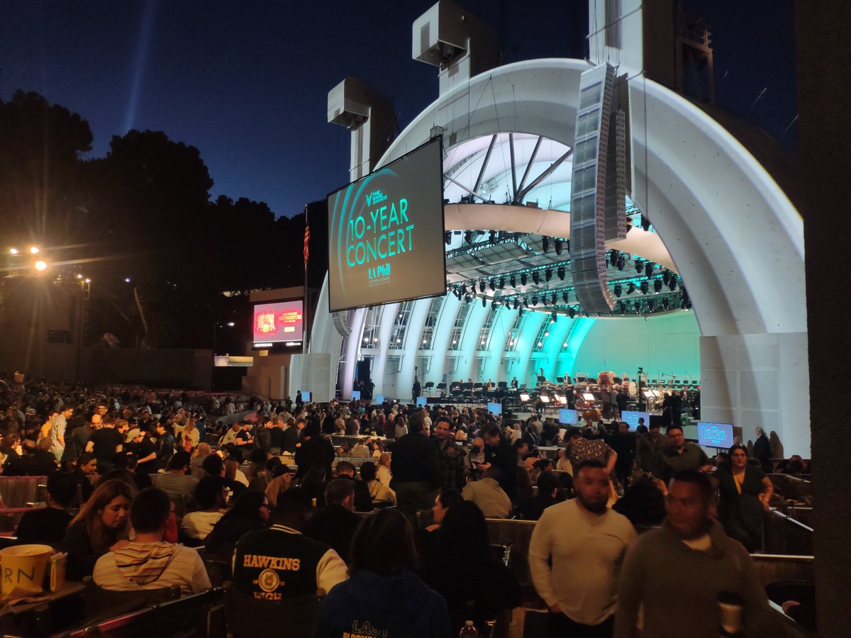 So yesterday night was one that I don't believe I'll ever forget.
First time at the legendary Hollywood Bowl for The Game Awards concert and among the performances also a game I had a very small hand in... Diablo 4!
Definitely one of my LA highlights so far!!!