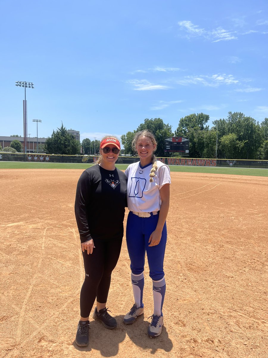 _morganturner__'s tweet photo. Great camp today. Thank you for hosting @sbcoach_scottie @AUMWarhawksSB https://t.co/ivPg4ehNrP