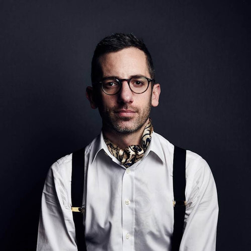 Winner of BEST INTERNATIONAL EXPERIMENTAL SHORT
𝙇’𝘼𝙢𝙤𝙪𝙧 𝙍𝙚𝙗𝙚𝙡𝙡𝙚 by Leo Crane

Judges note:
✨A stunning, intriguing, completely unique, animation. Has a sense of timelessness to it whilst at the same time being very modern in its themes✨

figuration.co/lamourrebelle#…