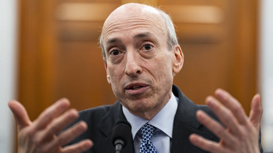 Chot4a's tweet photo. BREAKING 🚨 GARY IN TROUBLE

US 🇺🇲 Congressman Warren Davidson: "Fire Gary Gensler. Fix the Securities and Exchange Commission .

#LUNC  $LUNC https://t.co/jRh64MzK9f