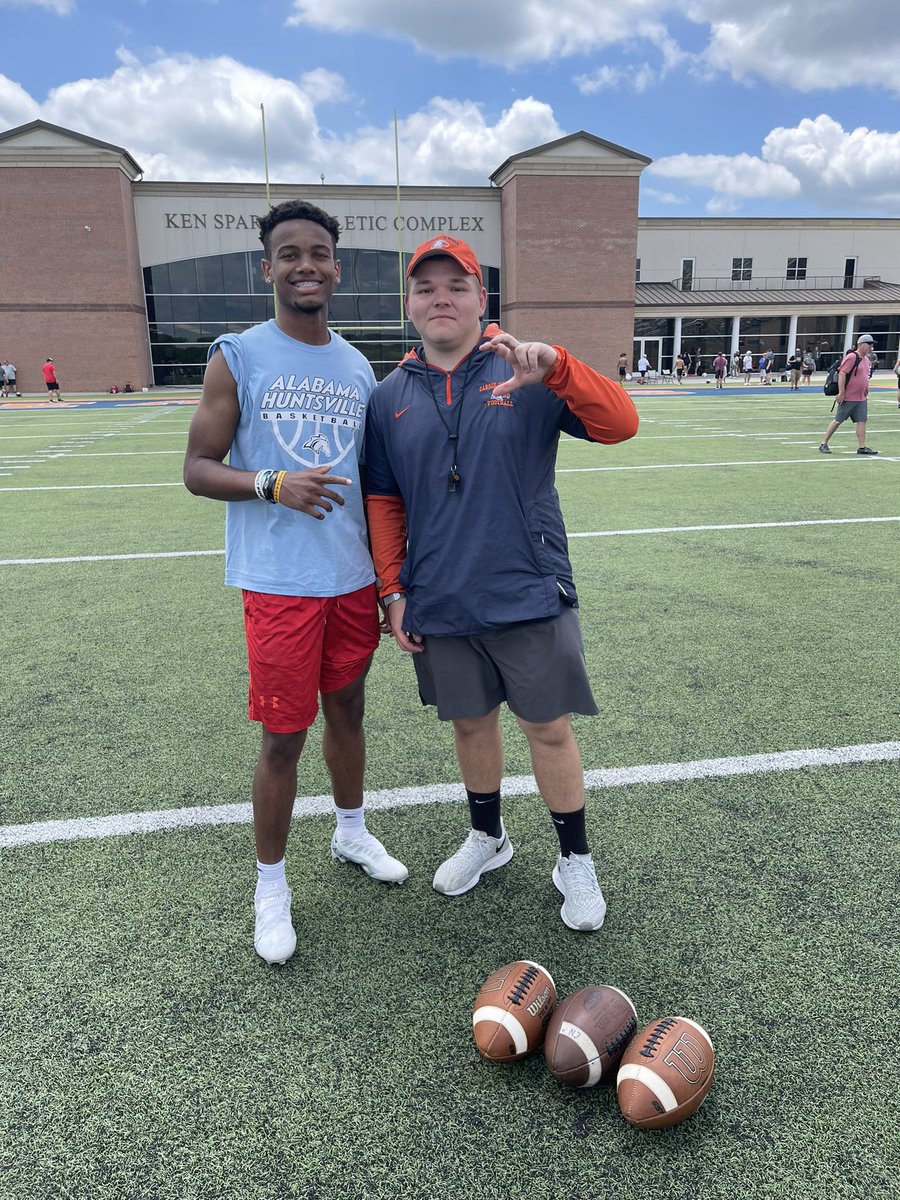 Damarius tweet media