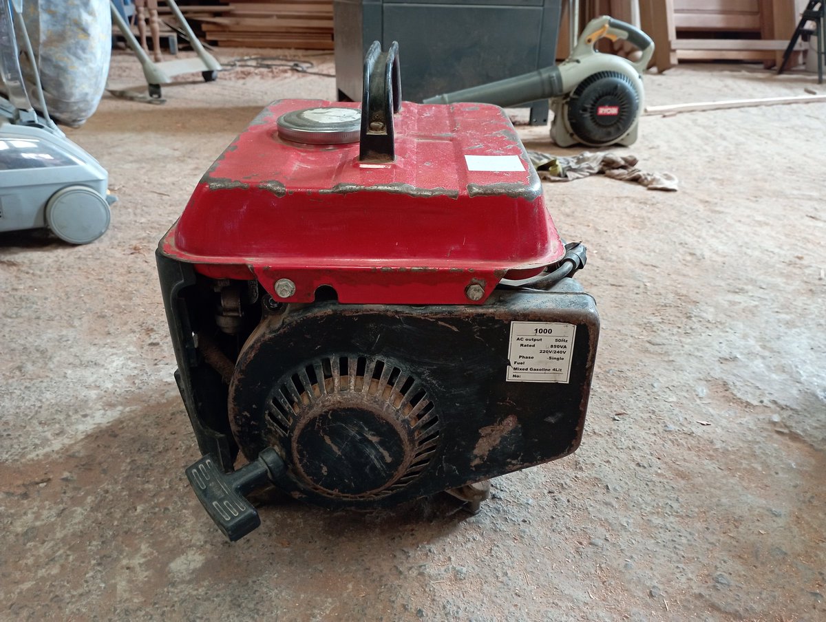 hypermall_ke's tweet image. 1kv generator. 24/7 light. As a backup watch Tv, use lights and sound systems. Continue with your good time even in power shortages. Kes 10,500
#hypermall_ke
#generator
#backupgenerator