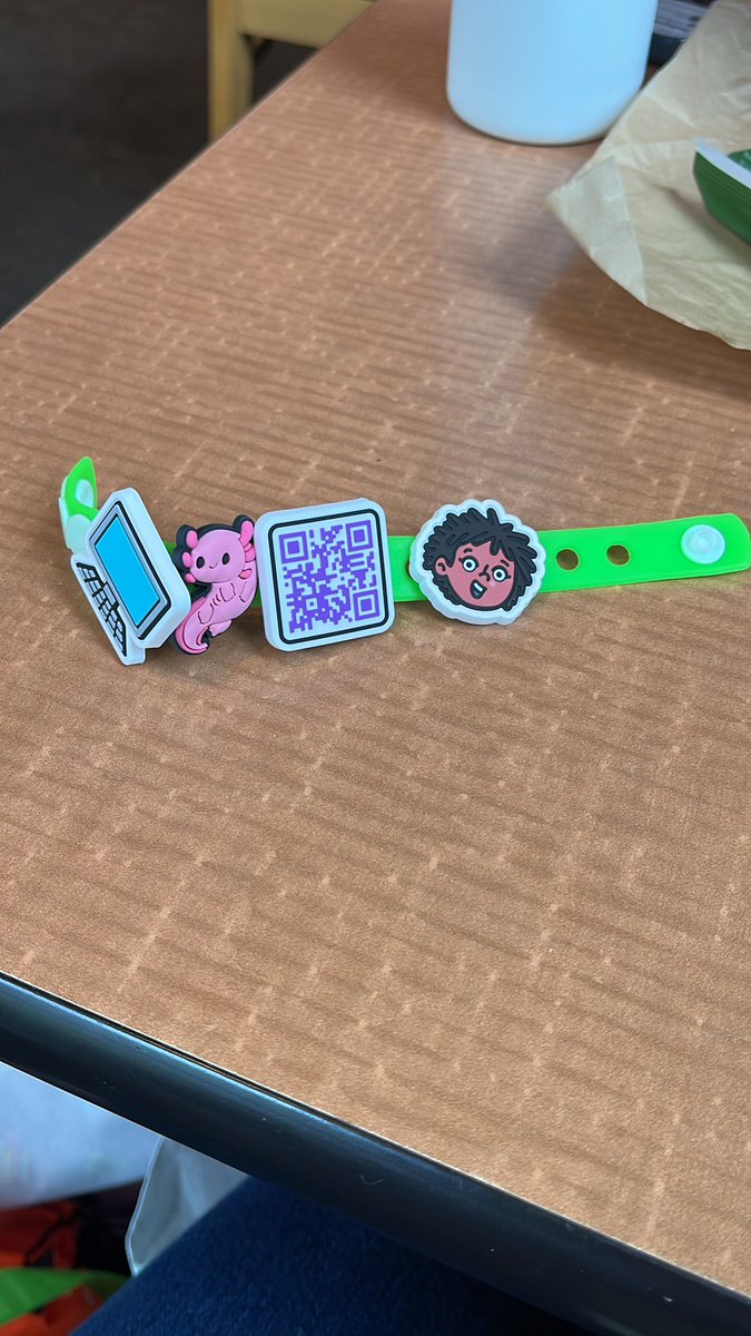 NadinePoper's tweet image. @CapstonePub @jroth080 come to the Capstone booth 1328 to make your own bracelet using croc charms!#learningforeveryone #ISTELive23