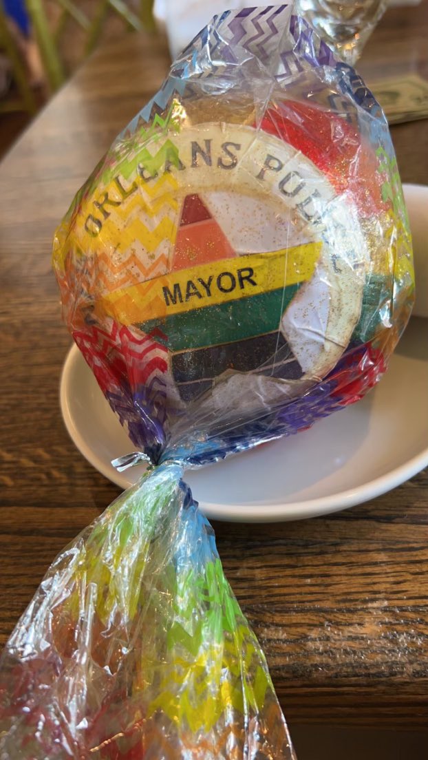 mayorcantrell's tweet image. This weekend I attended a Pride Brunch with our with LGBT public safety liaisons!🌈🏳️‍⚧️🏳️‍🌈

As #PrideMonth comes to a close, this brunch was a prime opportunity to bring together the City’s Public Safety LGBT Liaison Officers while enjoying each other’s fellowship and friendship.