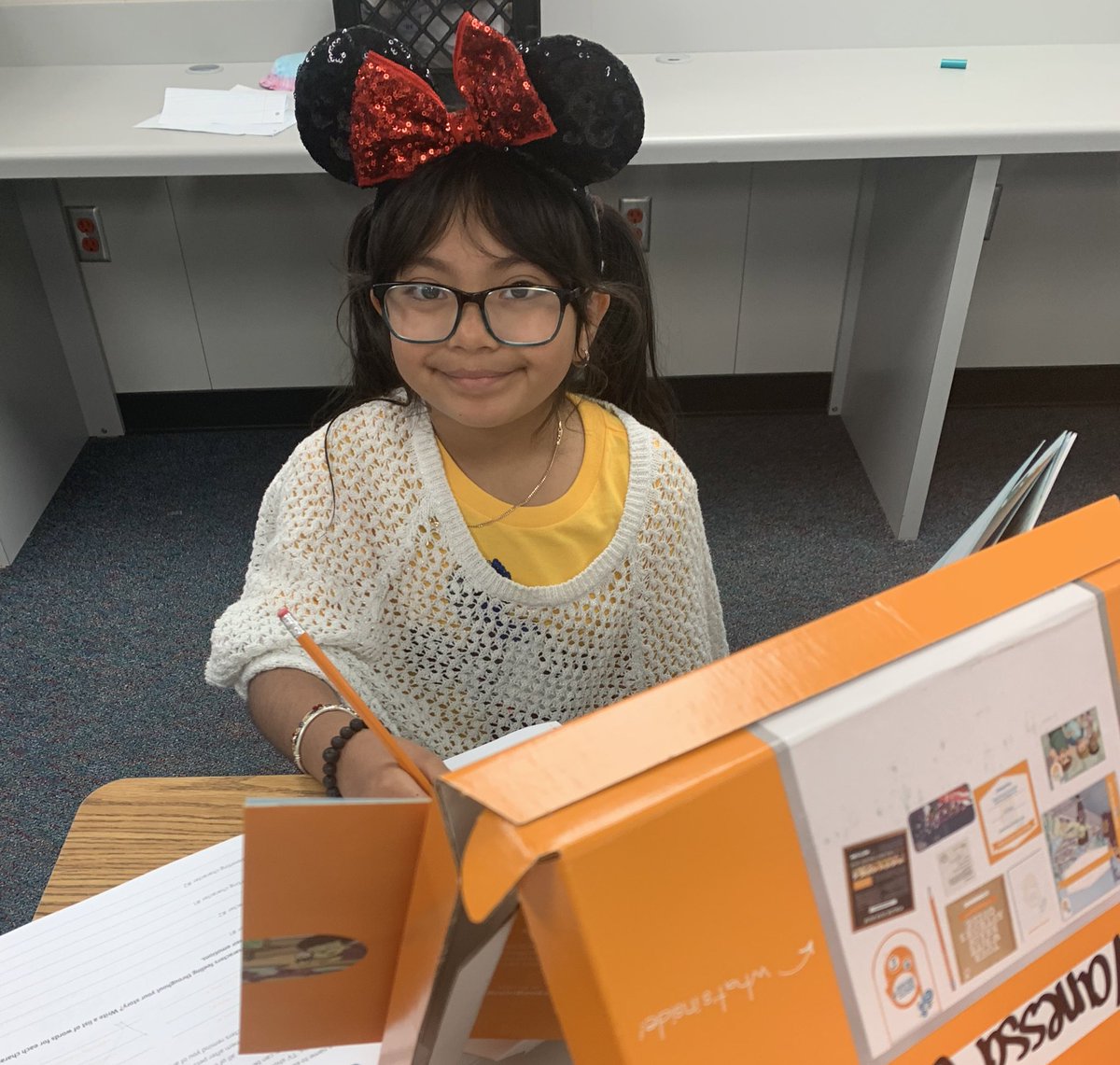 ashadvancingeq's tweet image. Disney meets writing! Summer learning fun with  @WriteBrainBooks #WRiTEBRAiN #summerlearning @carmichaelace @Carmichael_AISD