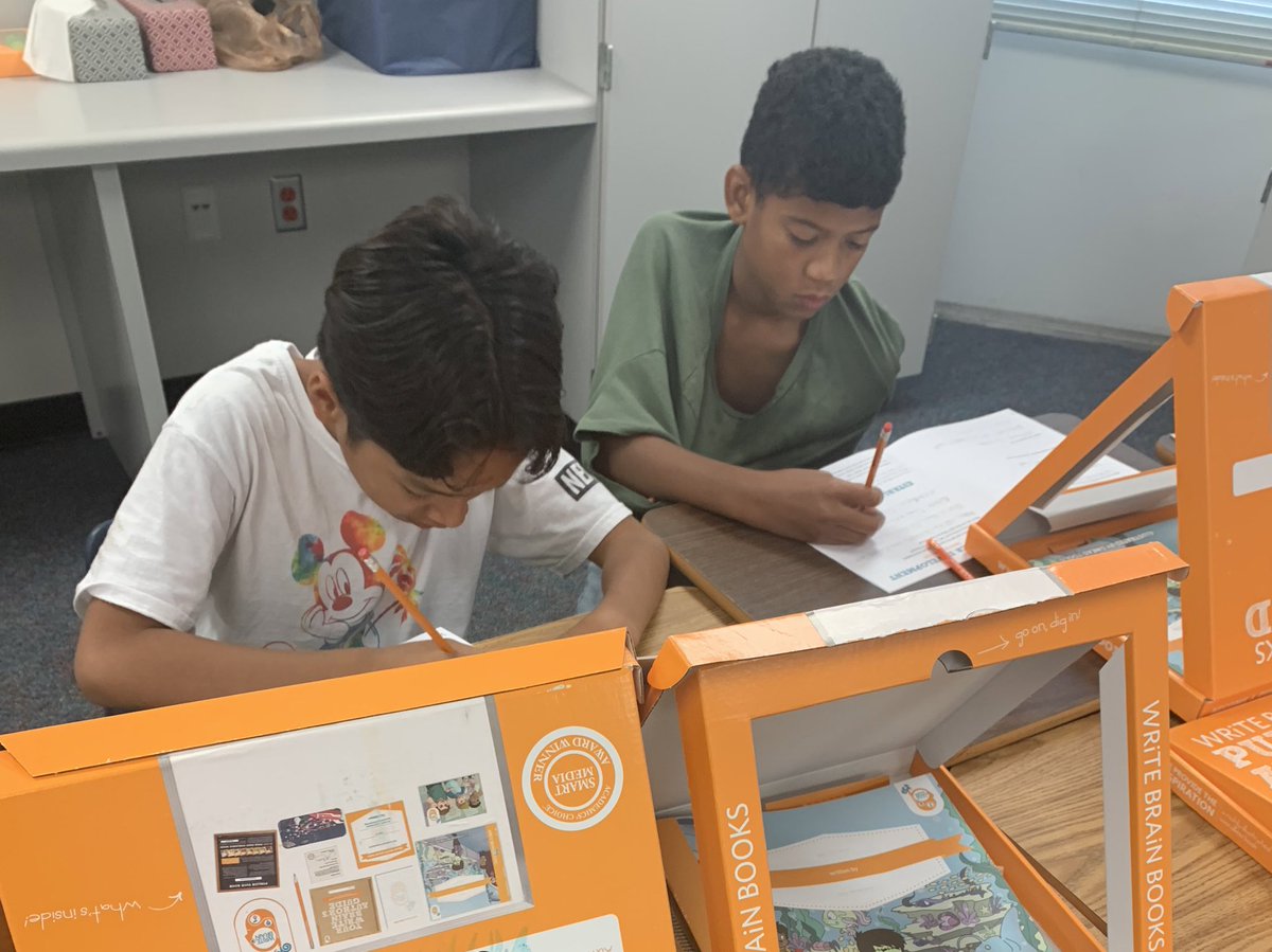 ashadvancingeq's tweet image. Disney meets writing! Summer learning fun with  @WriteBrainBooks #WRiTEBRAiN #summerlearning @carmichaelace @Carmichael_AISD