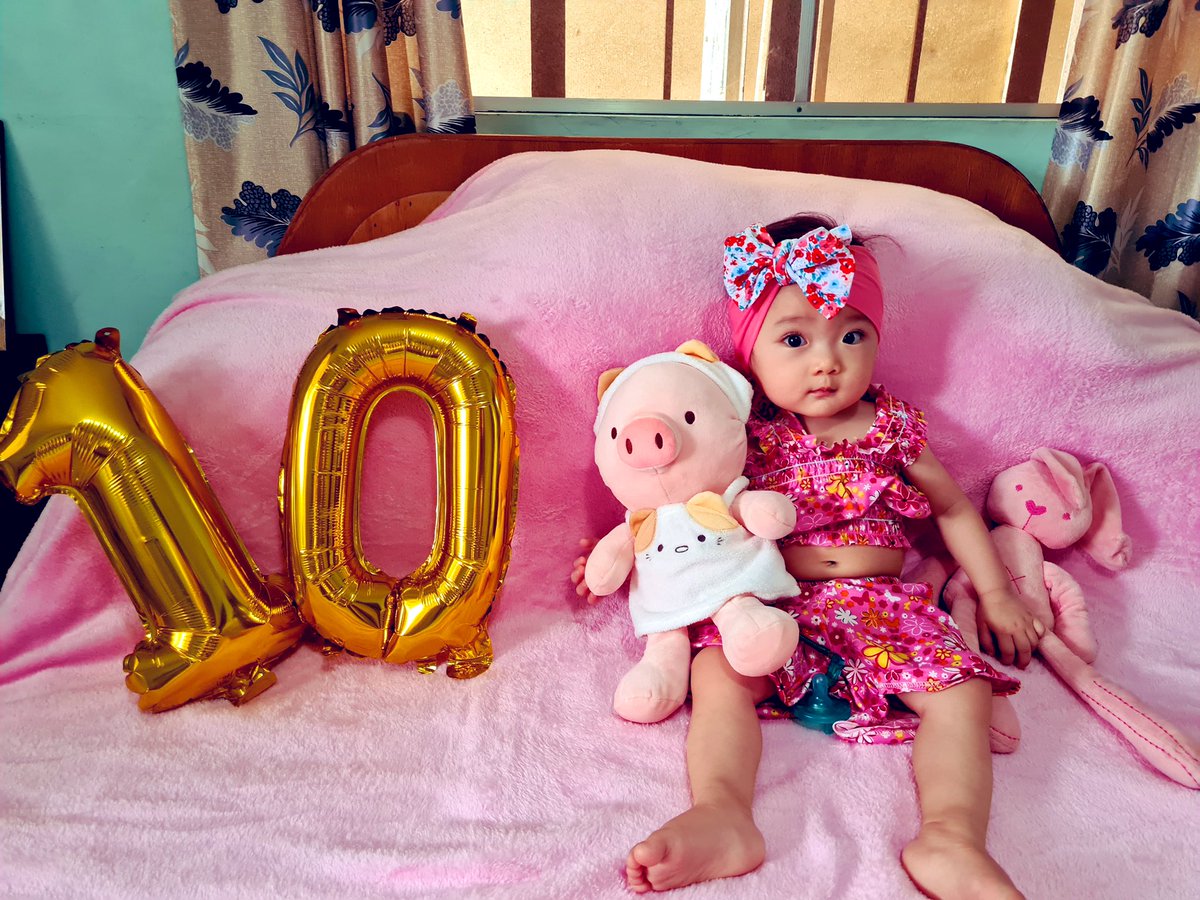 AmaeJimenez's tweet photo. Happy 10th month Baby!😘😘 https://t.co/OqgSix3MVK