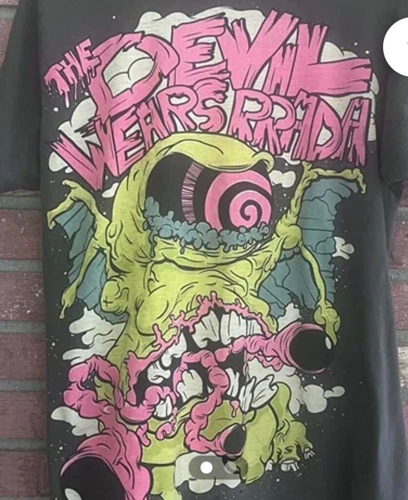 as a society I believe we are ready to bring back 2010’s metalcore merch