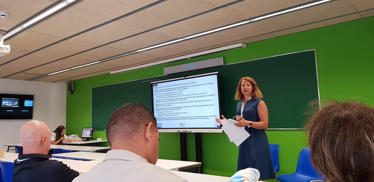 madsmithkelvin's tweet photo. @emilywise70 presenting our research at the #triplehelix on transformative academic institutions @jamierwilson @Innovation_Sch @orkestra @lunduniversity @PatriCanto https://t.co/dyTZSDH1uf