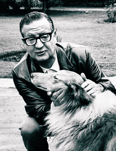 Un día como hoy nació Salvador Allende Gossens, presidente elegido para el periodo 1970-1976.