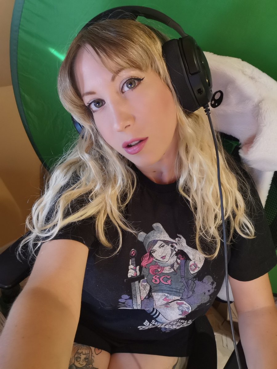 elena_kitsu's tweet photo. Je suis en live sur #Twitch ! 🥰
Dernier stream pour #LiveSPA on fait tout péteeeer !
https://t.co/fTKjtsk9H8
@retweet_stream @RT4French @PetitsStreams @stream__twitch @RTStreamee @TwitchSharing @RtCocorico https://t.co/DujmNWJNPG