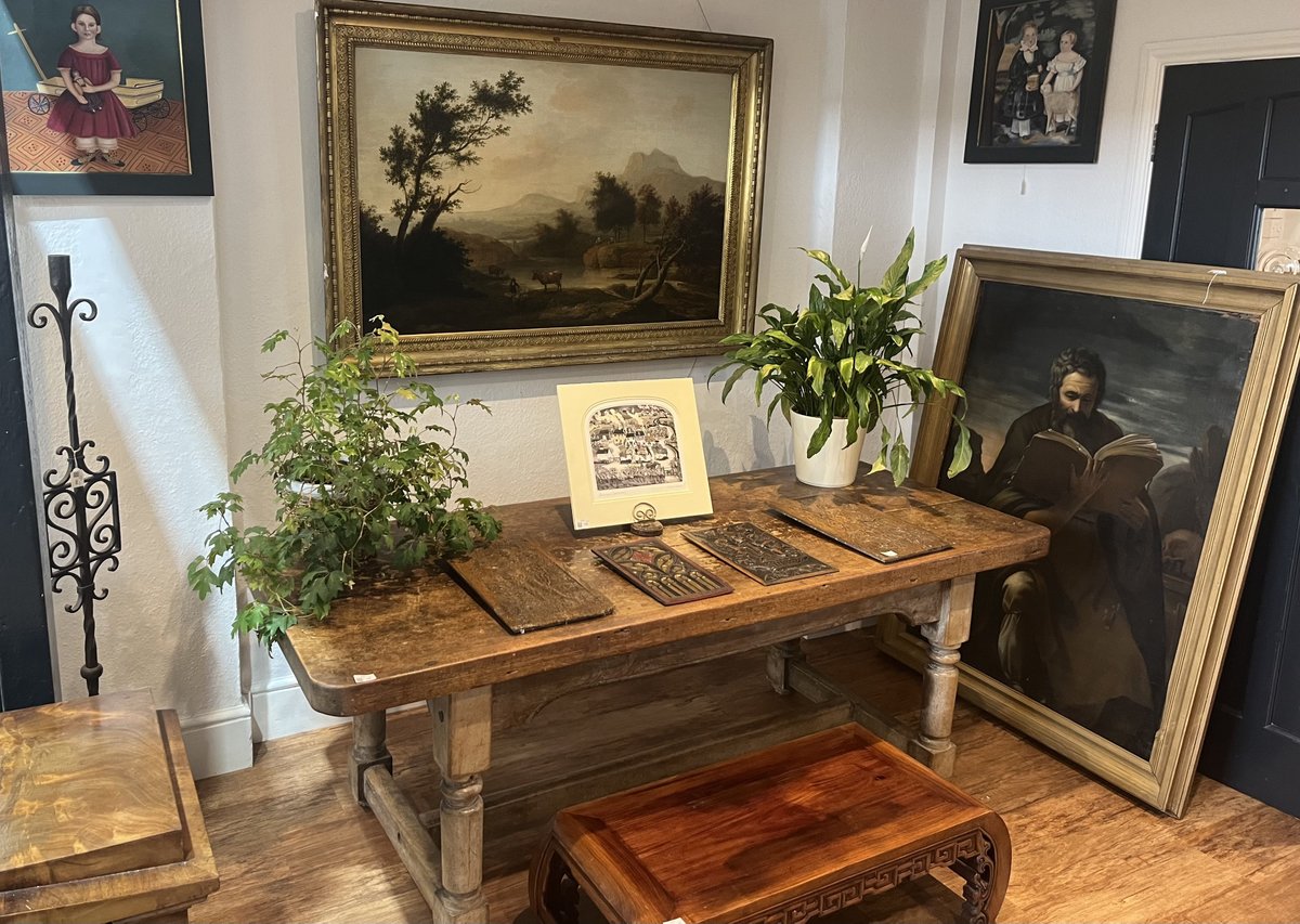 Our Cheltenham saleroom is looking resplendent, all set up for Wednesday’s Country House Sale.

Viewings continue tomorrow from 10am til 5pm and on the morning of the sale between 9 and 10am.

Further info at bit.ly/44g0Hd5
 
#buyart #buyfurniture #auction #Cheltenham