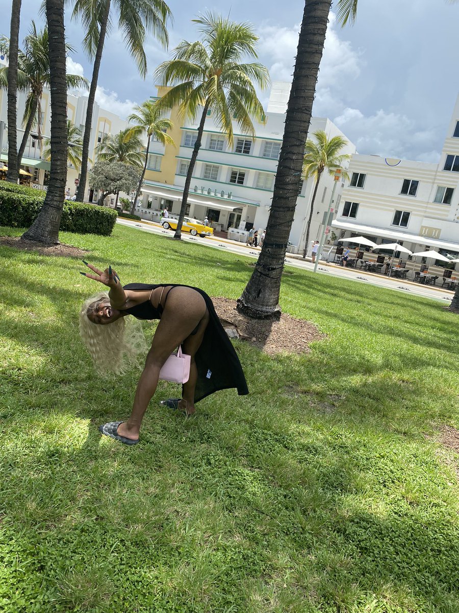 ClassyKDoll1's tweet photo. WELCOME TO THE 305π΄
#MiamiBeach #Miamifreaks #Miamitrans #trans #ts #ebonytrans #southbeach #southbeachfreaks #FortLauderdale #FortLauderdalefreaks #verse #twistmiami #miamitwist #gay #femboy #floridafreaks https://t.co/F0Gvc4uZ7z