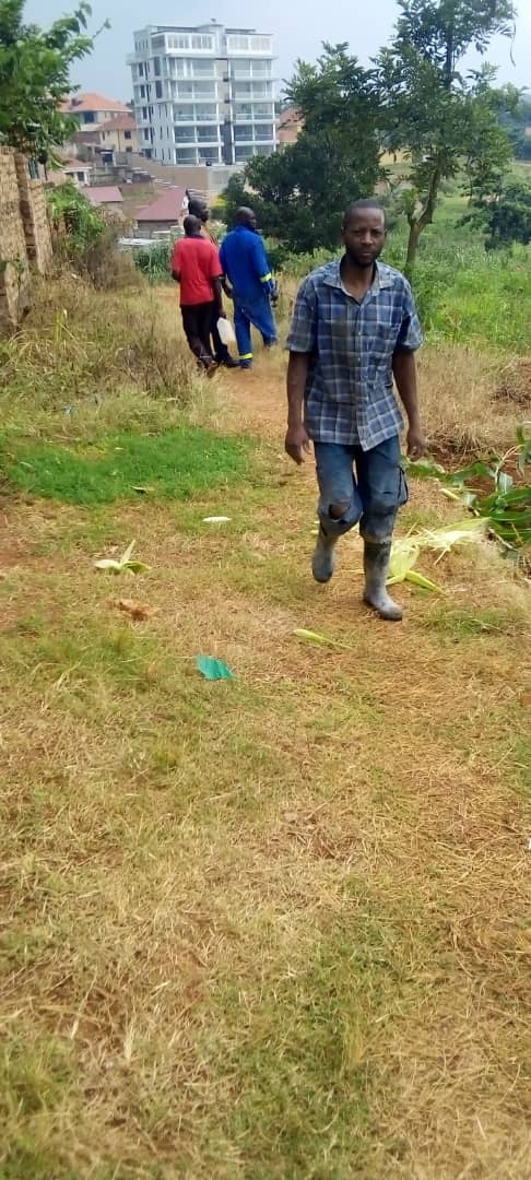 Bulamu256's tweet photo. A week later, goons go a step further and start threatening witnesses after getting access to their witness statements. These kinds of acts are not a special skill to brag about, anyone can do it. Justice delayed is Justice denied. https://t.co/VMPh0WGyPp