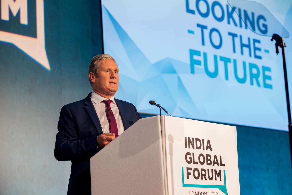 Keir_Starmer's tweet photo. A strategic partnership with India will be key to my Labour government.

Together, we can tackle economic, climate and global security and build on our long-standing relationship.

Today, I took the opportunity to say thank you for India's immense contribution to Britain. https://t.co/n6O4fnzISO