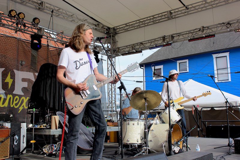 QRO Magazine (@qromag) on Twitter photo Thursday on tour with <a href="/deertickmusic/">Deer Tick</a>, <a href="/CountryWesterns/">Country Westerns</a> played <a href="/thehifiindy/">HI-FI | HI-FI Annex</a> Annex - QRO photos: qromag.com/concert_galler… Thursday on tour with <a href="/deertickmusic/">Deer Tick</a>, <a href="/CountryWesterns/">Country Westerns</a> played <a href="/thehifiindy/">HI-FI | HI-FI Annex</a> Annex - QRO photos: qromag.com/concert_galler…