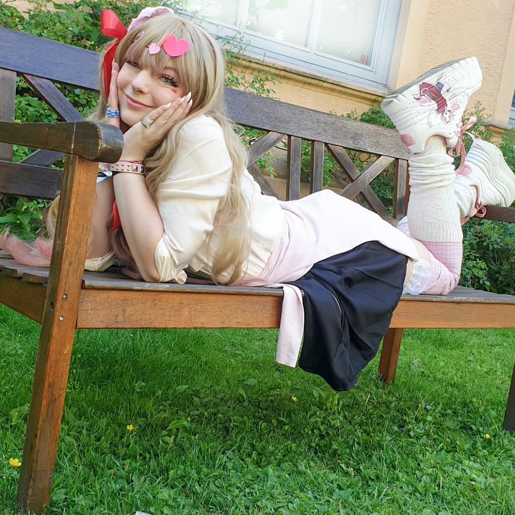 nervousnugget's tweet photo. I'm obsessed with 100kanojo so I rushed to cosplay Ahko💖
#100kanojo #100カノ https://t.co/kDnnjpLTgF