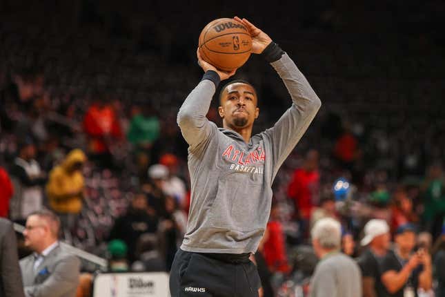 DavidAd75944560's tweet image. #Collins #Deadspin #gay #Hawks #Heading #John #Rudy #Utah Hawks' John Collins heading to Utah for Rudy Gay tinyurl.com/2j7trhof 
Apr 27, 2023; Atlanta, Georgia, USA; Atlanta Hawks forward John Collins (20) warms up before game s...