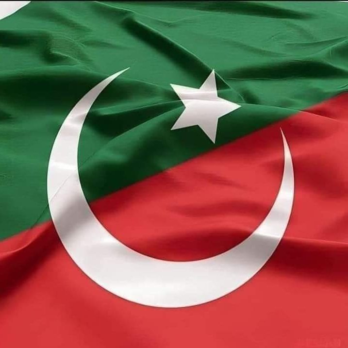 MusharafAfr_ISF's tweet photo. پاکستان میں آئین مکمل طور پر معطل ہوچکا ہے.
تمام بھائیوں سے گزارش ہے کہ اس جھنڈے کو اپنی فیس بک,واٹس ایپ اور ٹوئٹر DP لگائیں.
#عمران_خان_تو_آئے_گا
#Constitution_RIP
#May9th_FalseFlag
#NewProfilePic https://t.co/WjGWIzcuCe