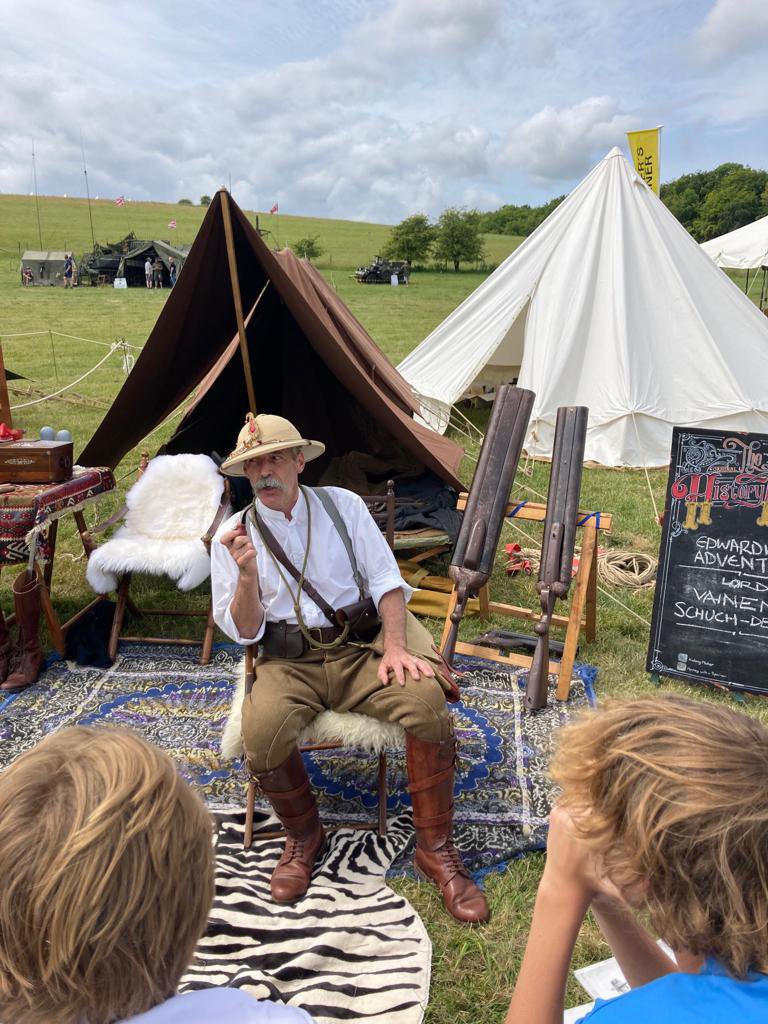 The Third Form have had a lovely day in the sun at the Chalk Valley History Festival ⛺️