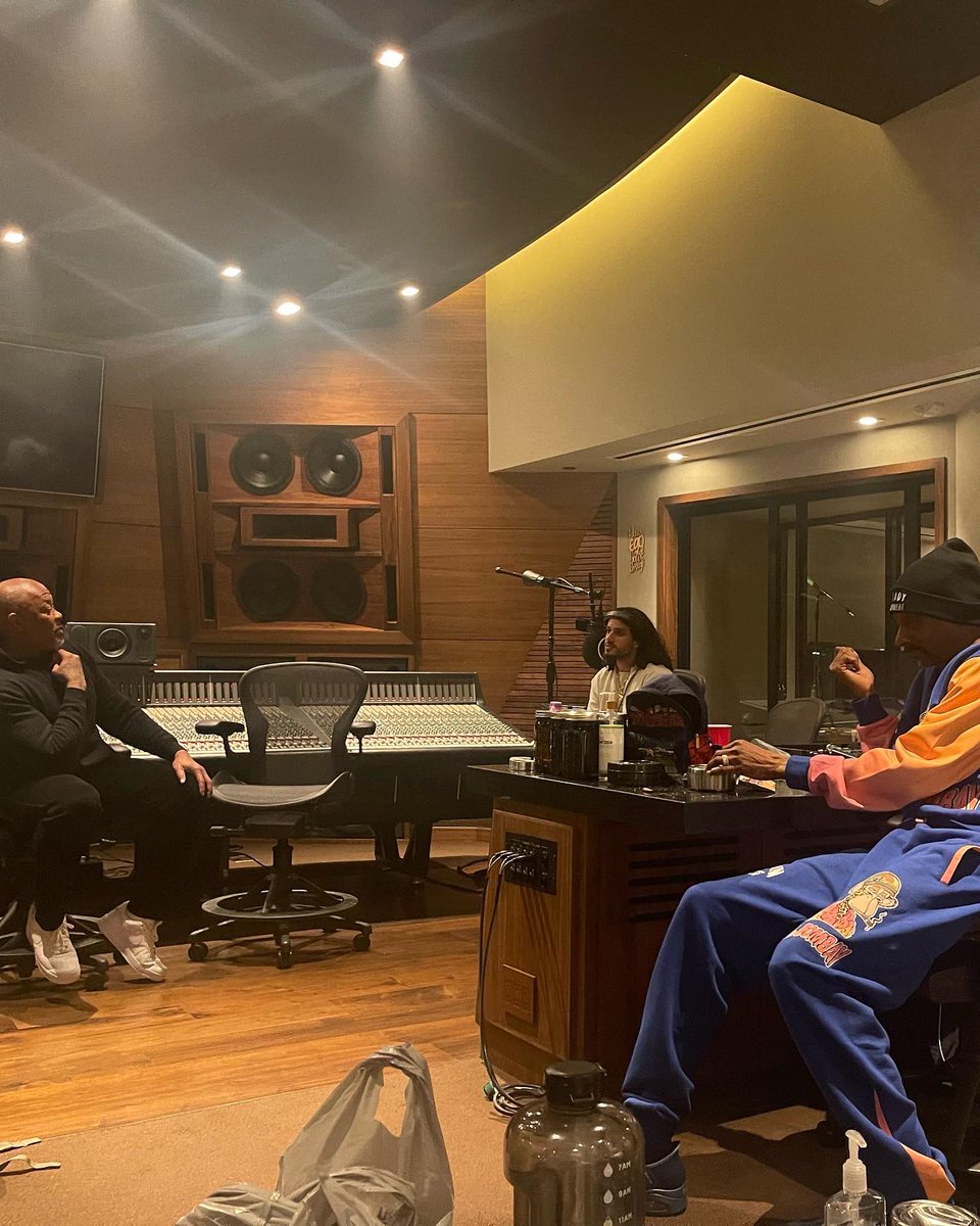 russdiemon's tweet image. insane