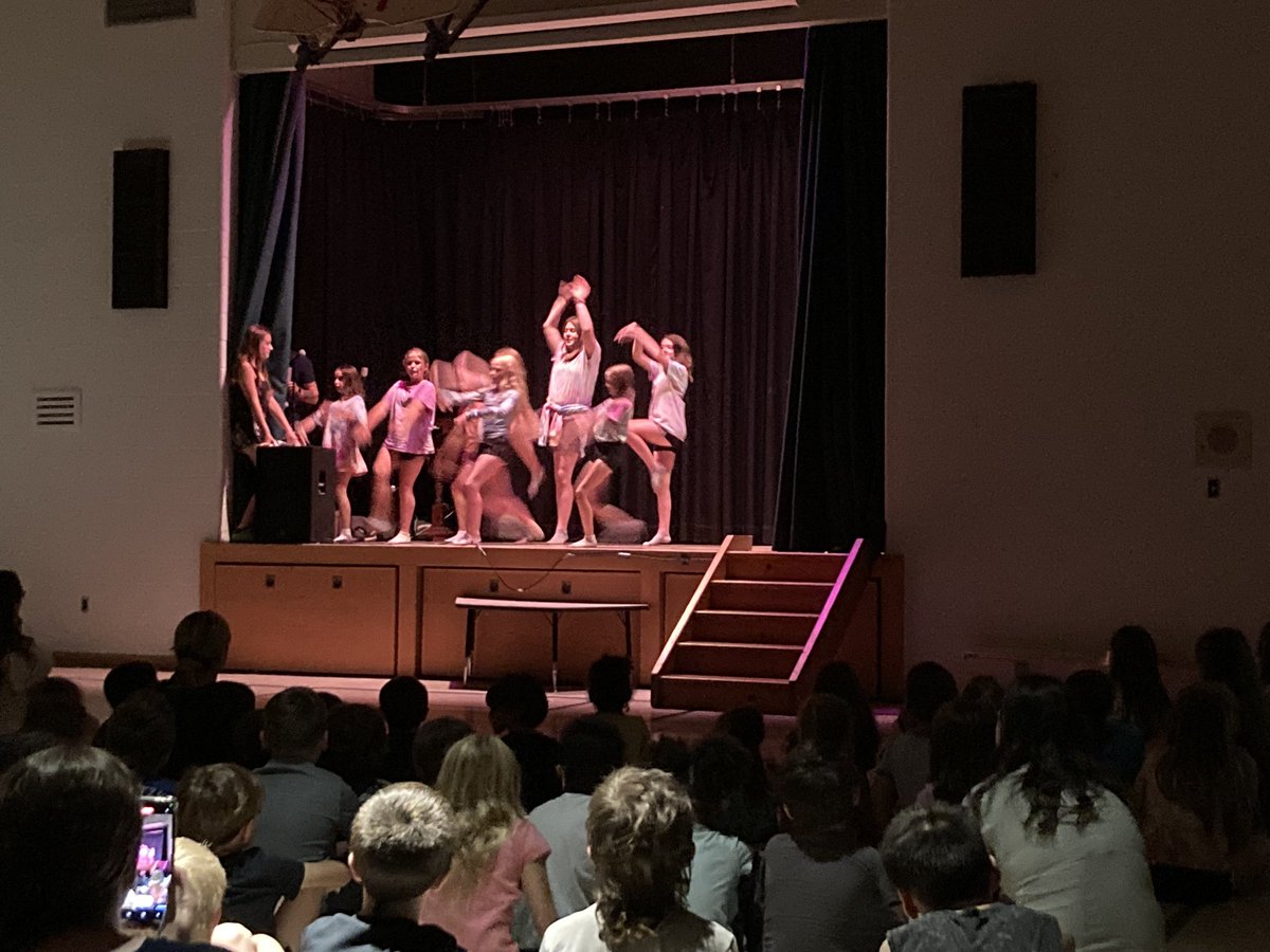 alcdsb_stph's tweet photo. Some great performances today for our Talent Show!  Congrats to all of our performers.  Your hard work has paid off. @alcdsb https://t.co/EbHPZ9LmAA