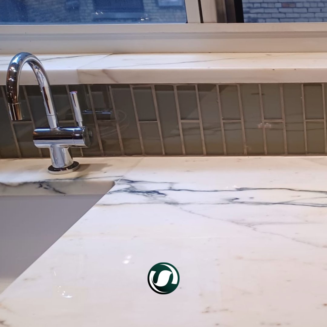 SparCleanMarble's tweet image. We have several reasons why having a marble countertop can be a great asset, but this project speaks for itself. 💫
.
.
#kitchendesigninspo #luxuryhomedesign #modernkitchendesign #kitchenrenovation #interiordesign #restore #restoration #restored #naturalstone #newyork #nyc
