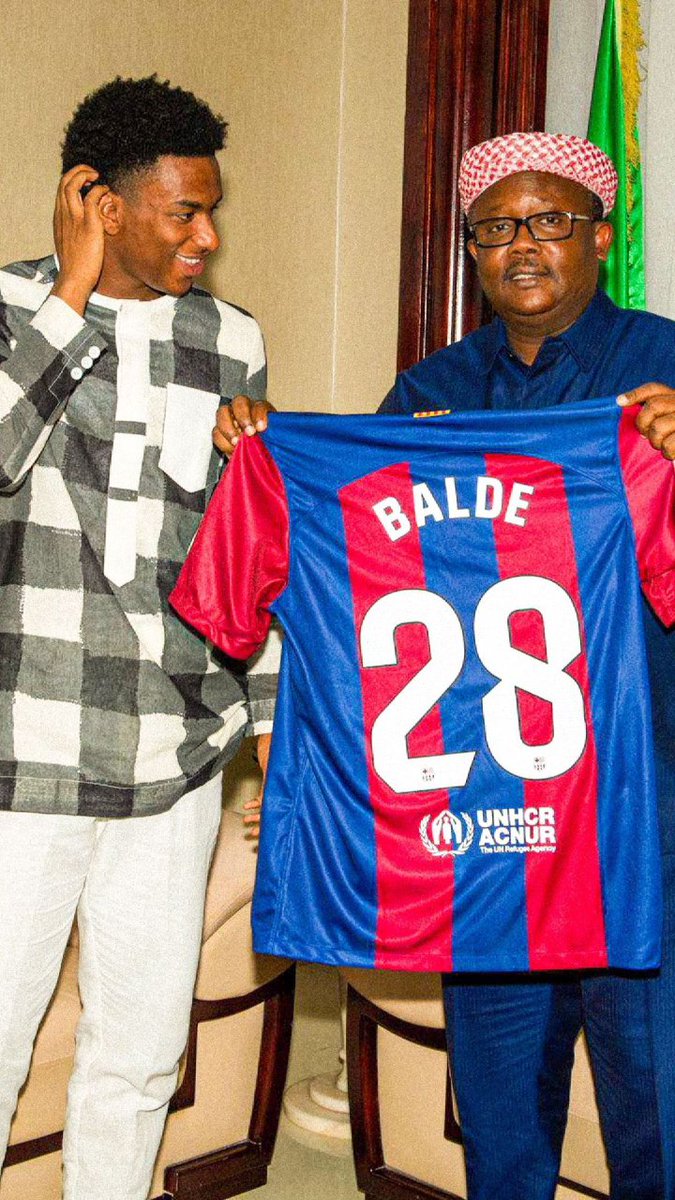 📸| Alejandro Balde and the President of Guinea Bissau. 🇬🇼🤝