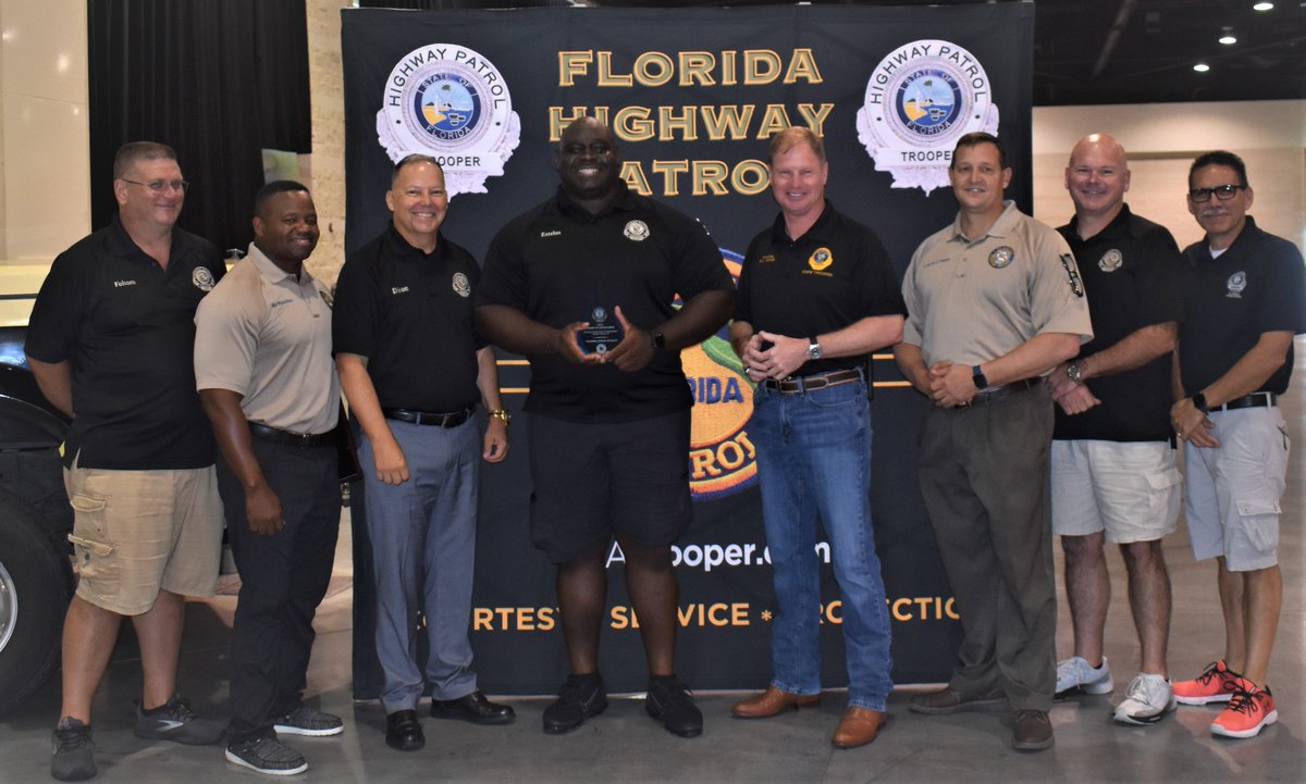 FLHSMV's tweet photo. FHP recently held the 22nd Annual Florida Inspectors Challenge in conjunction with @FloridaTrucking  Truck Driving Championship. 🚚🚚 

PRESS RELEASE: https://t.co/7cFbcx3sRp https://t.co/yDpuoOoW6C