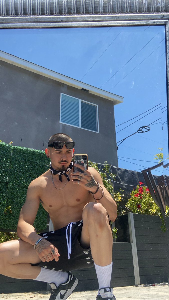 Andrew Tapia on Twitter: "Day 2 🖤"