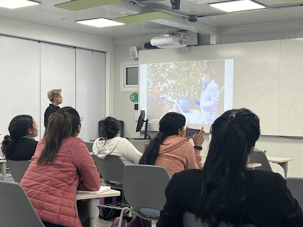 nddMedical's tweet photo. The Universidad de Rosario – Colombia held a #PFT course where instructors discussed #lungfunction testing utilizing high-end technology.
A big thank you to our dealer partner EMCO for supporting this course!
https://t.co/9VattUNla1
#DLCO #education #EasyOnePro #dealerpartners https://t.co/n3G3botKDa