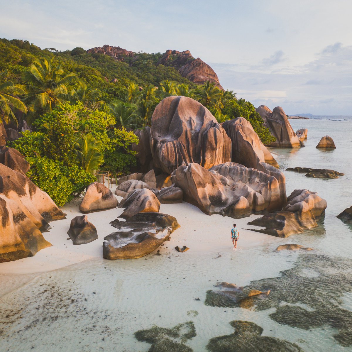 La Digue Island is the ultimate #tropical paradise for all the #beachlovers out there!

#travel #vacations #beaches #traveling