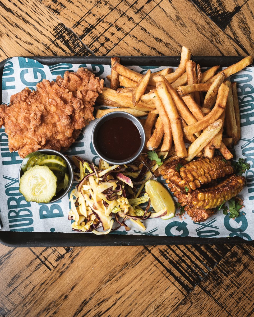 HubboxSW's tweet photo. Can you demolish our Chicken Tray? 😆
Free-range buttermilk-fried chicken breast, with hand-cut fries, corn ribs, slaw & pickles on the side. Don't forget to give it some sauce!
#HubBox #chickentray #mondaymotivation https://t.co/9bV298kL0g