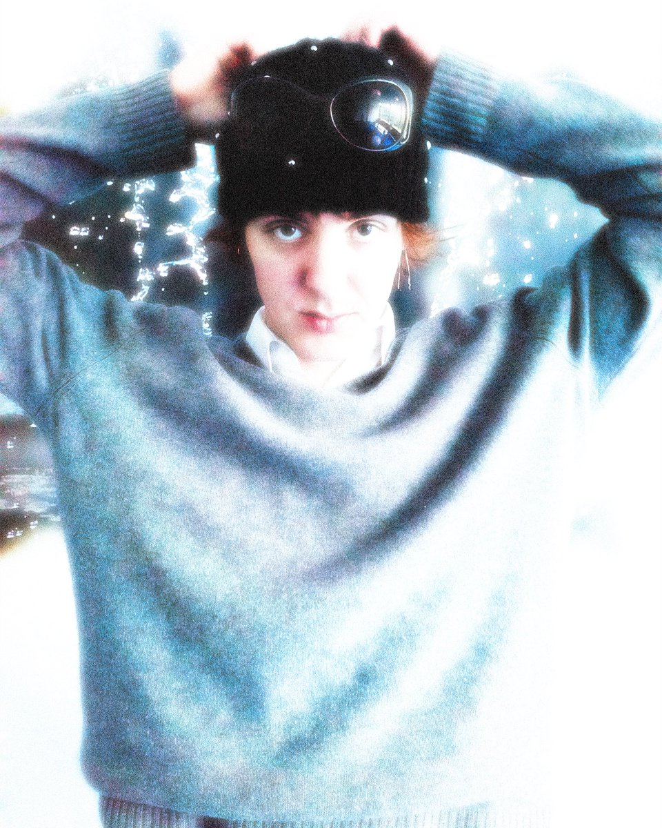 O₂O album streaming now&lt;3 ::: 💿⁺ (in bio) #above ↻ lstr.link/O2O ✶.✶ 

photo cc: <a href="/nikolalamburov/">Nikola Lamburov</a>