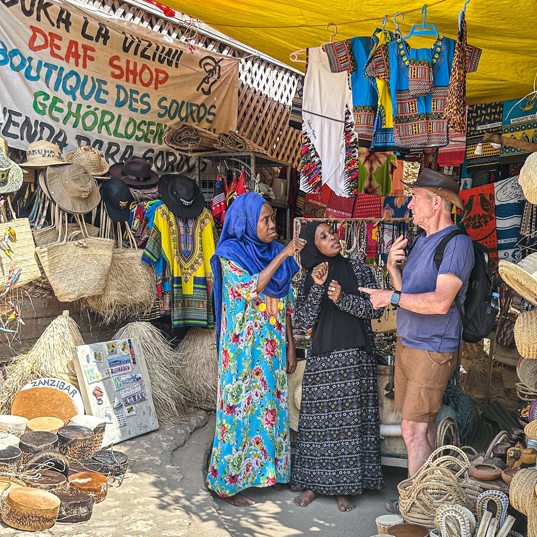 JoelWestBarish's tweet image. I took a wrong turn and discovered two incredible Deaf women running their own souvenir shop in Stone Town, #Zanzibar A great reminder that life's greatest finds are often hidden in small places! #JoelTravel #NoBarriers #DeafNation #Deaf
