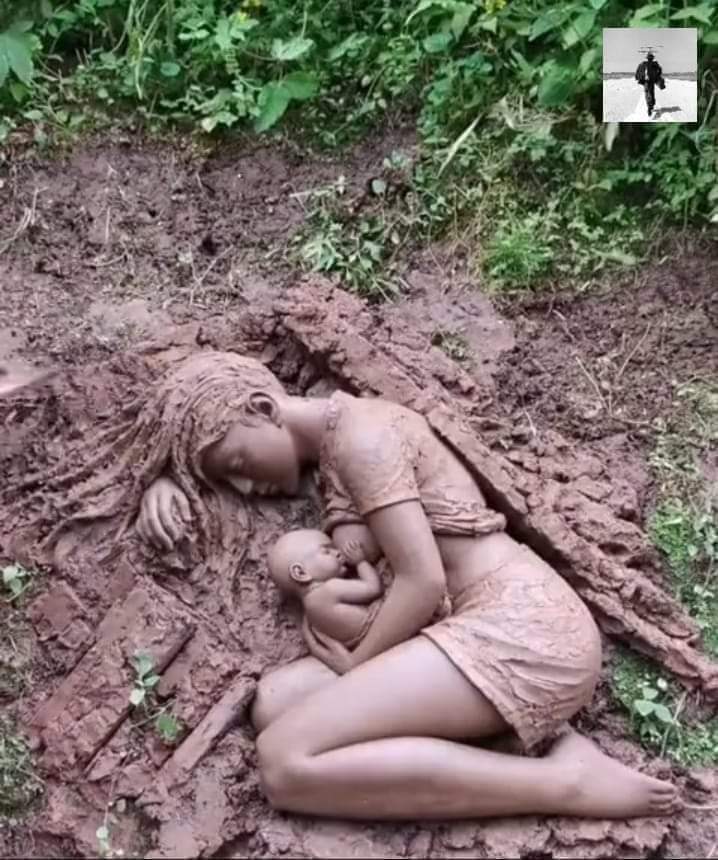 Amazing sculpture of a mother feeding her baby 😍❤️