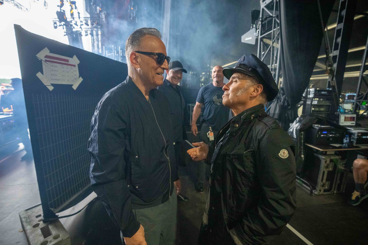 springsteen tweet picture