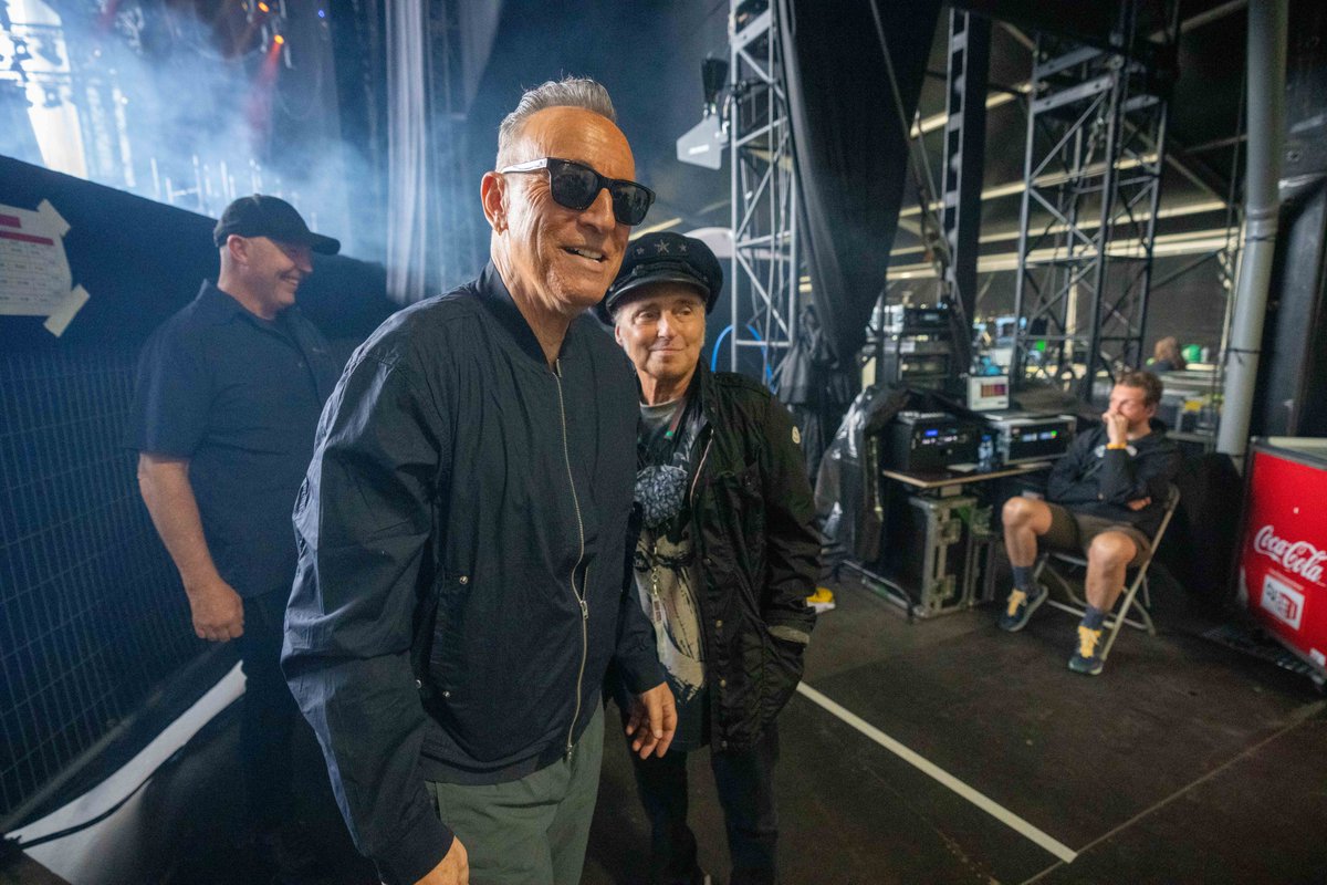 springsteen tweet picture